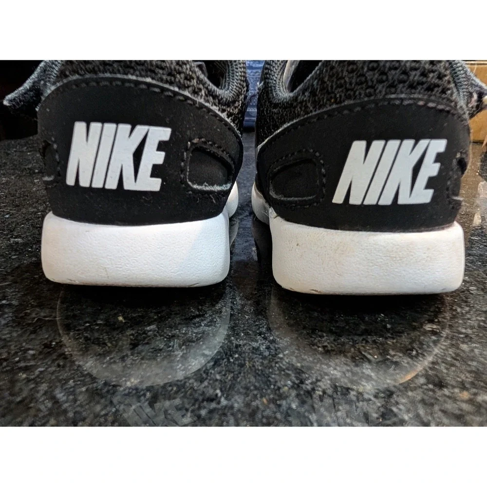 Nike md runner
